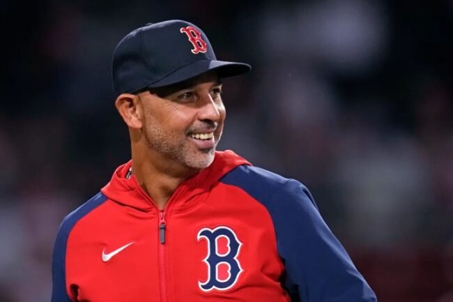 Alex Cora wife