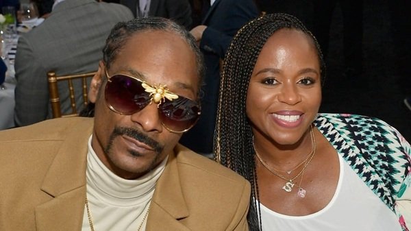 The Inspiring Journey of Snoop Dogg Wife, Entrepreneur, and Philanthropist”